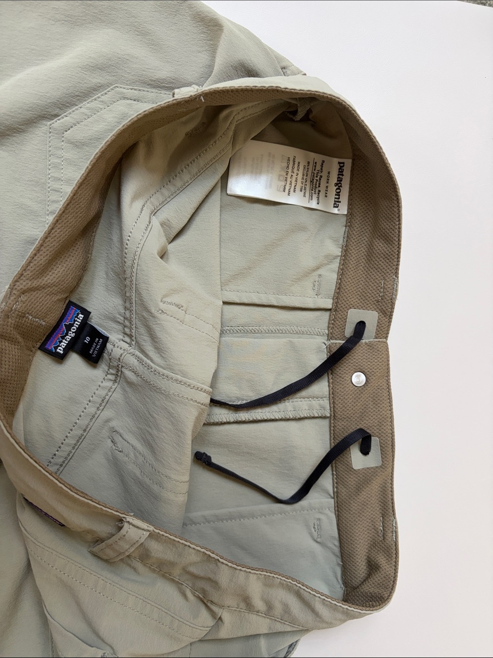 Patagonia women Light Olive ChinoShorts - Picture 4 of 5